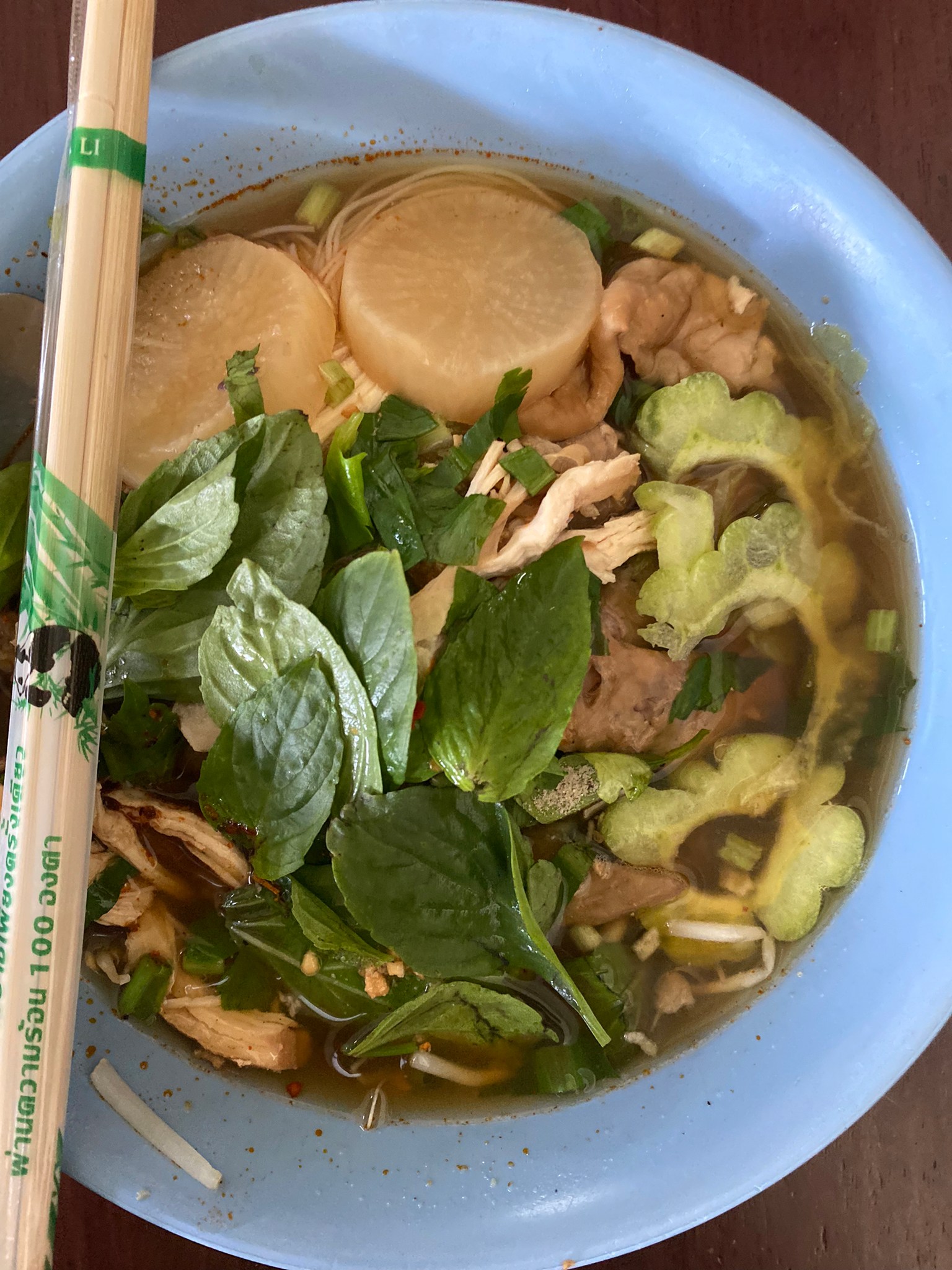 ก๋วยเตี๋ยวไก่มะระ นายนบ เจ้าอร่อย สระบุรี