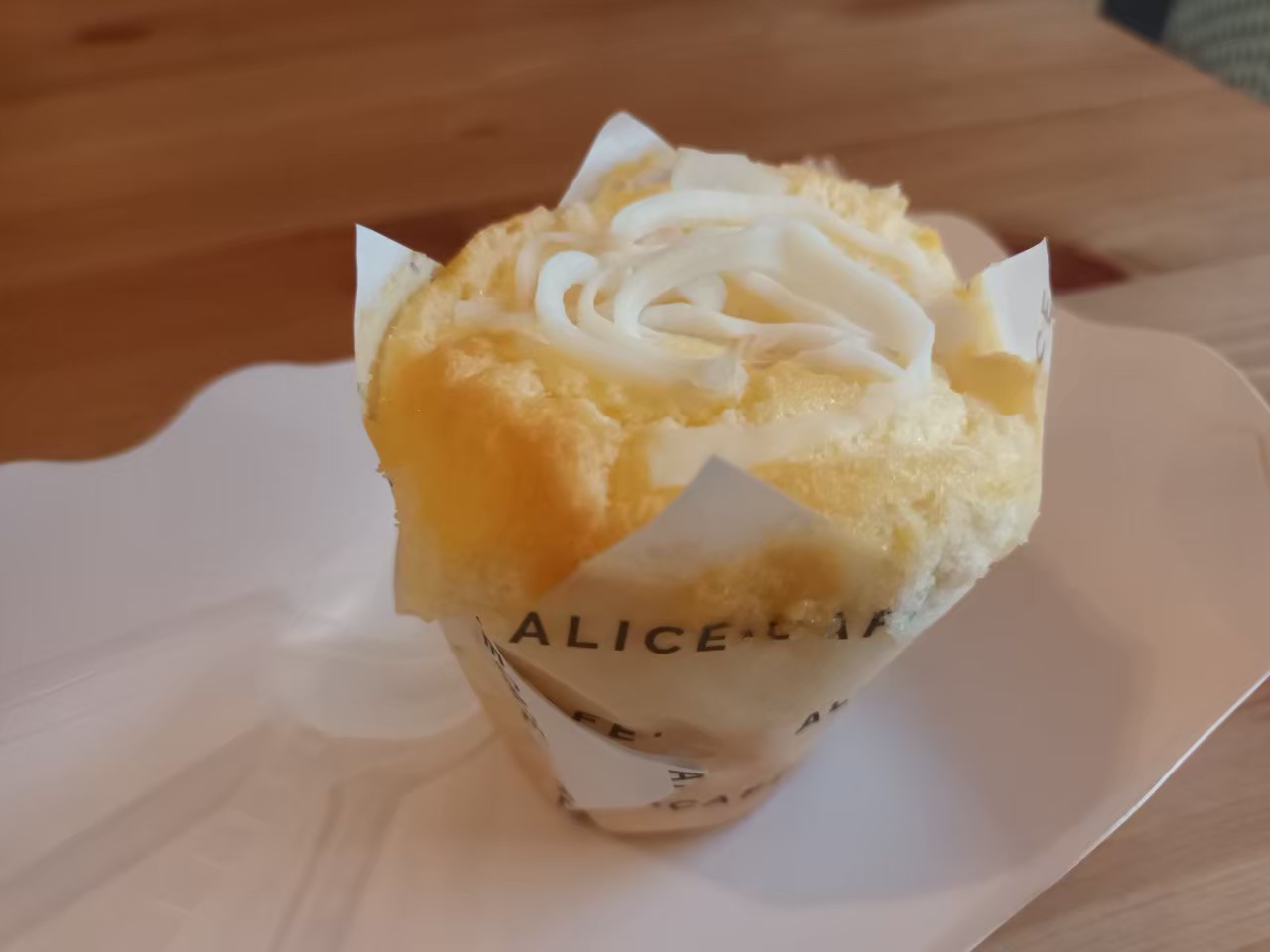 Alice Cafe ชิฟฟอน มะพร้าว เจ้าอร่อย ย่านพระนคร